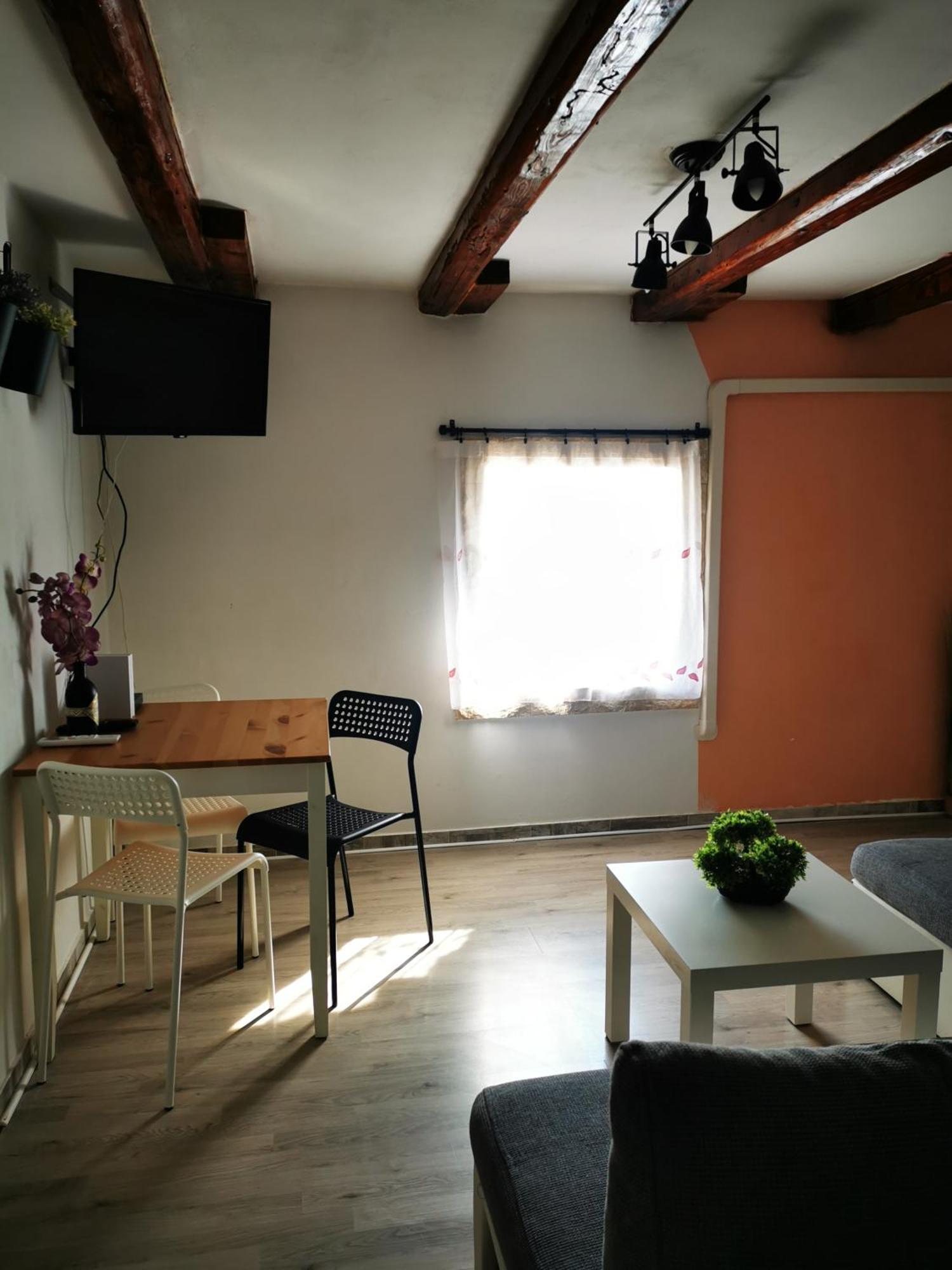Attica Apartment พูลา ภายนอก รูปภาพ