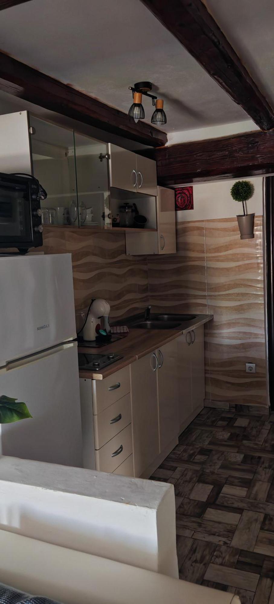 Attica Apartment พูลา ภายนอก รูปภาพ